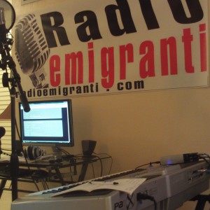 radio-emigranti-studio1